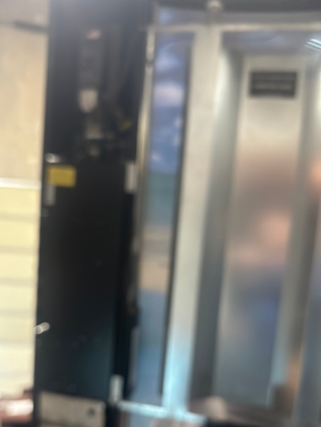 Used USI 3037-10B (CD10) Soda Vending Machine – 10 Selections, 24V, $1 Bill Acceptor