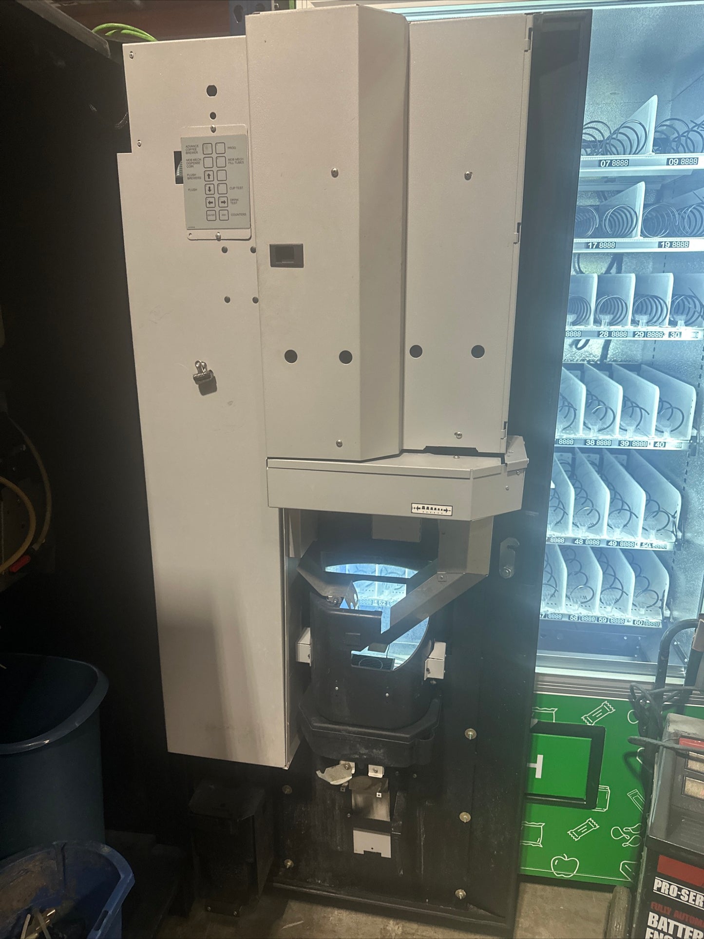 USI 3205 Coffee Vending Machine