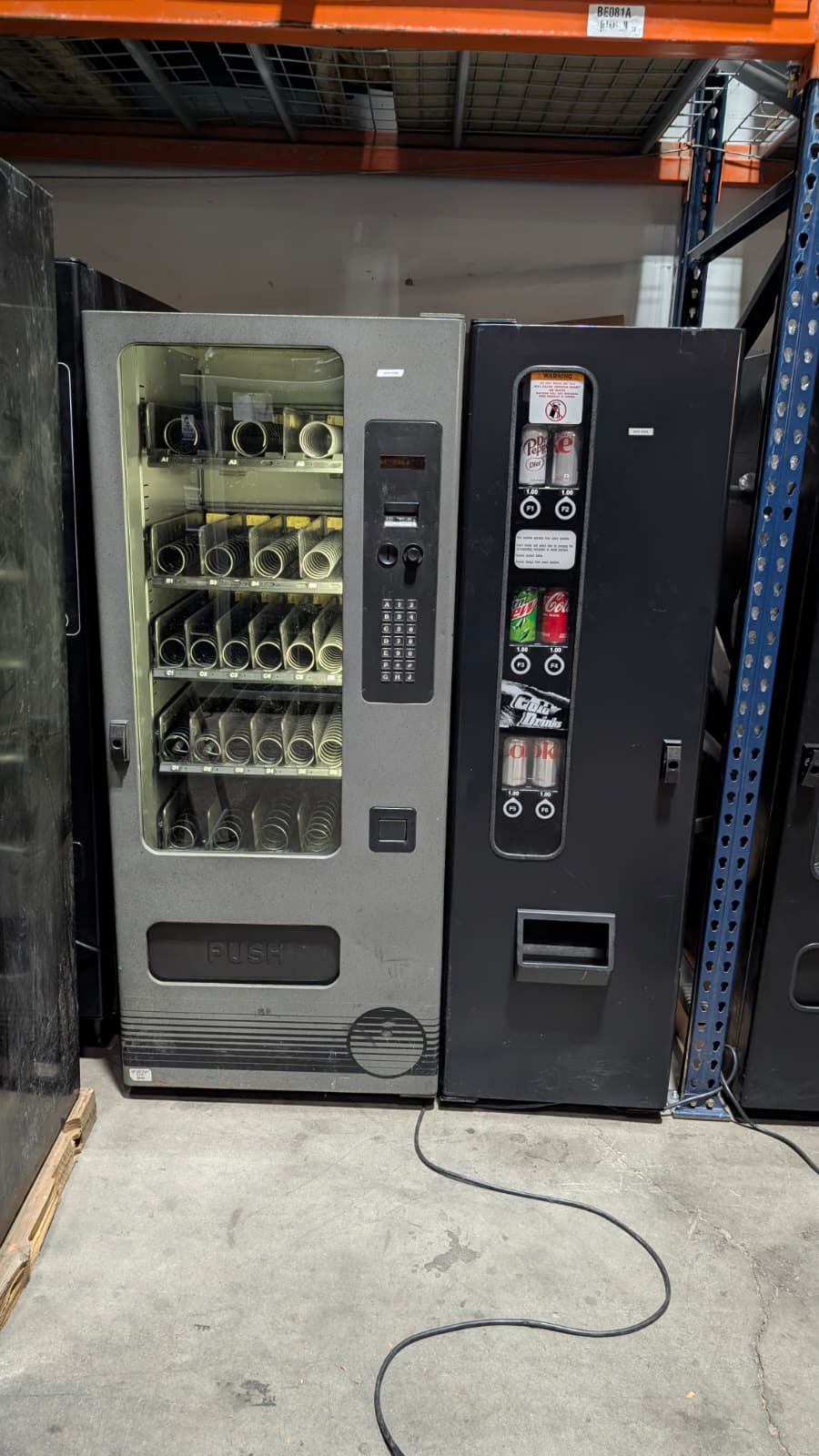 USI 3085 Snack Machine + USI 3038 Can/Bottle Satellite Combo (29 Selection)