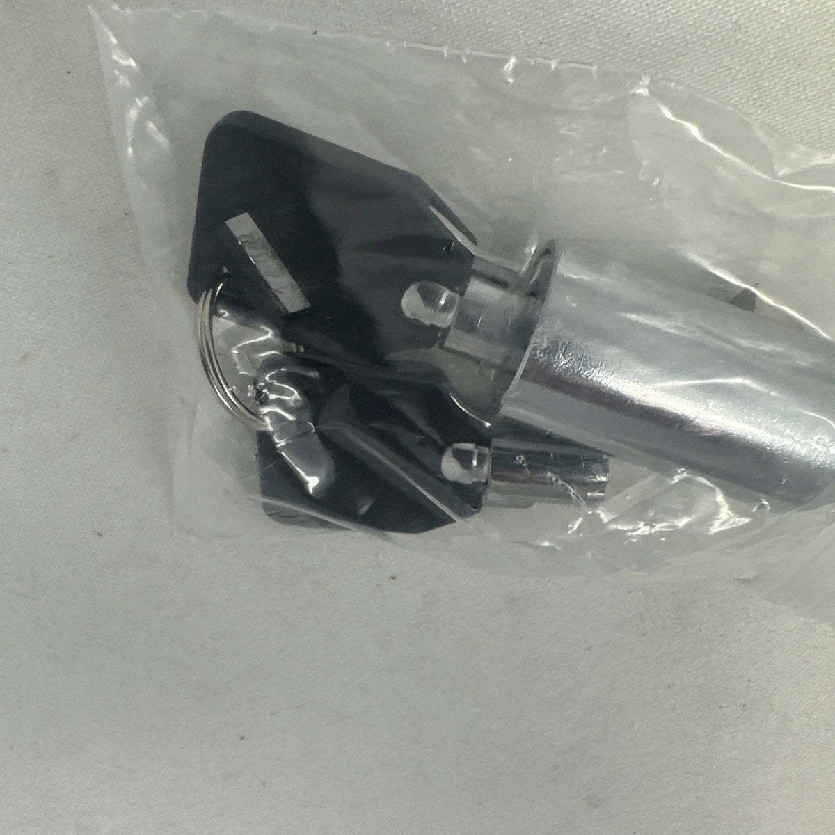 SNACK or SODA VENDING MACHINE #1452 CYLINDER LOCK & (2) KEYS - New