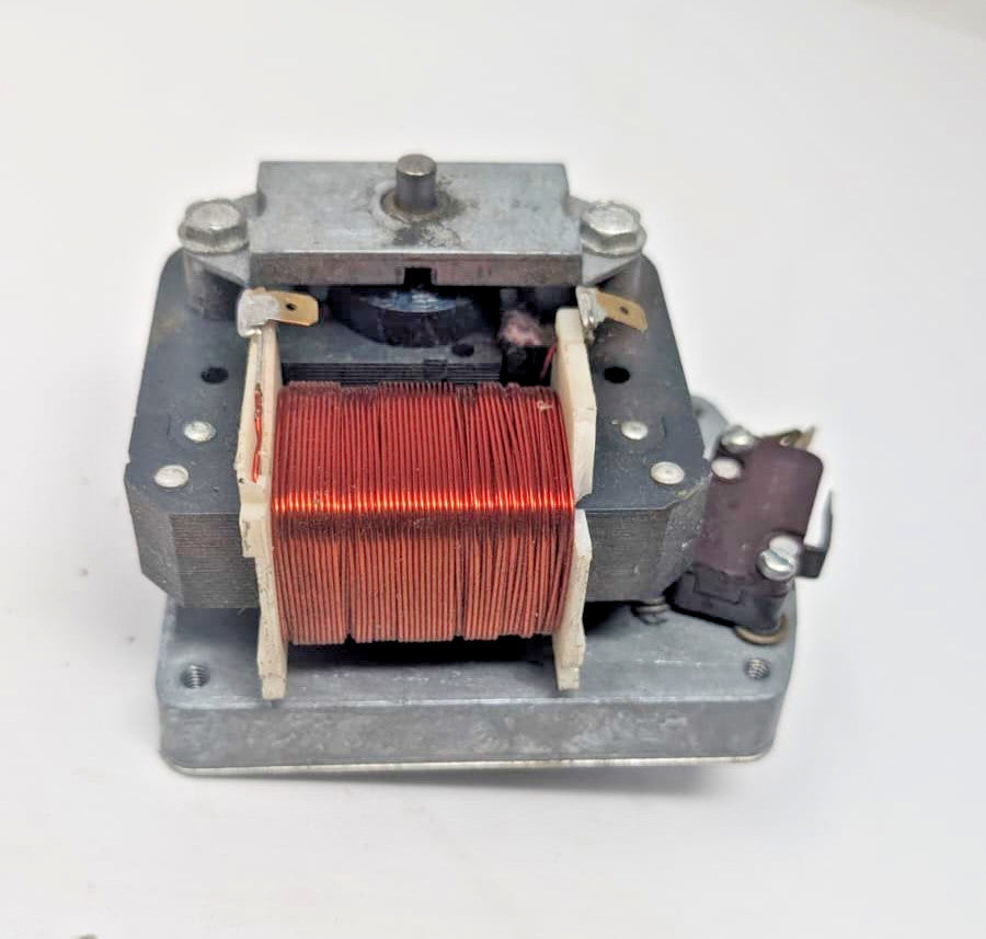 Automatic Products (AP) Model 400 / 500 Vend Snack machine Motor - metal