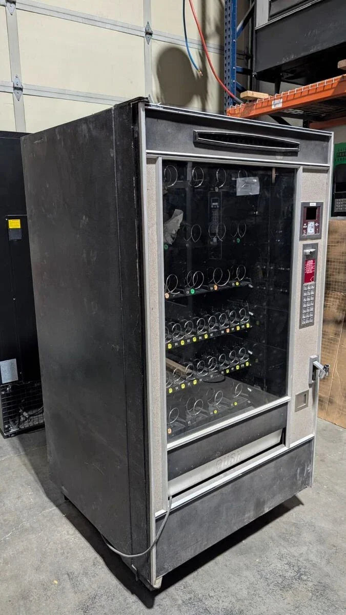 Automatic Products Snack Shop 4000 Vending Machine